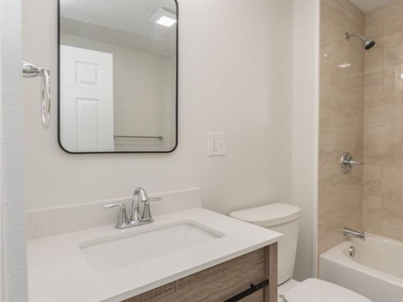 11711 Buckingham Avenue, Cleveland, OH 44120 Photo 18