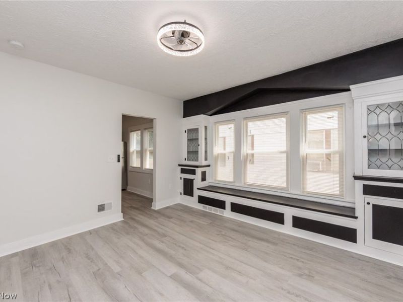 11711 Buckingham Avenue, Cleveland, OH 44120 Photo 8