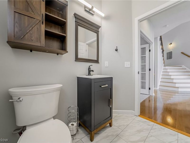 38691 Amberwood Drive, Avon, OH 44011 Photo 10
