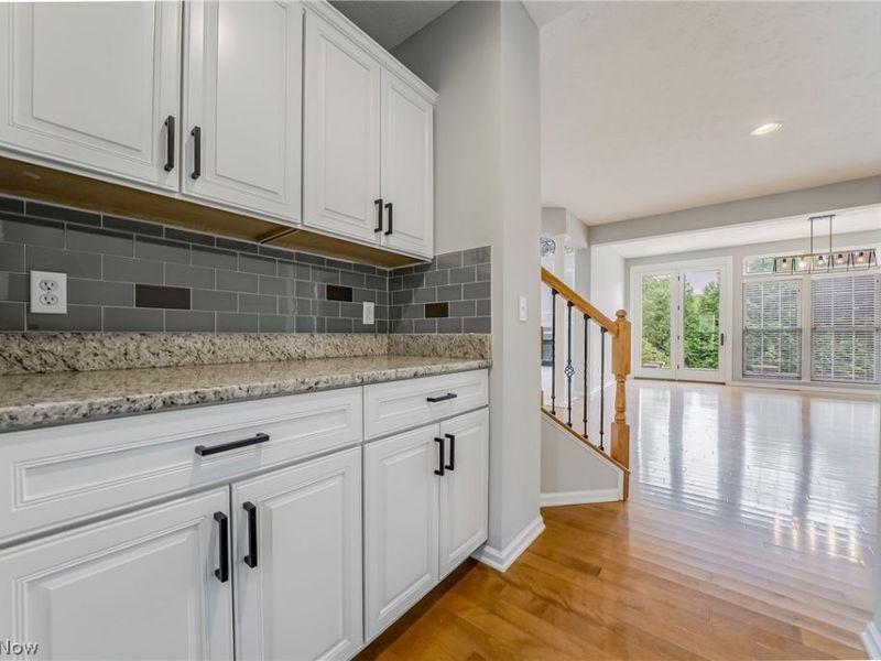 38691 Amberwood Drive, Avon, OH 44011 Photo 24