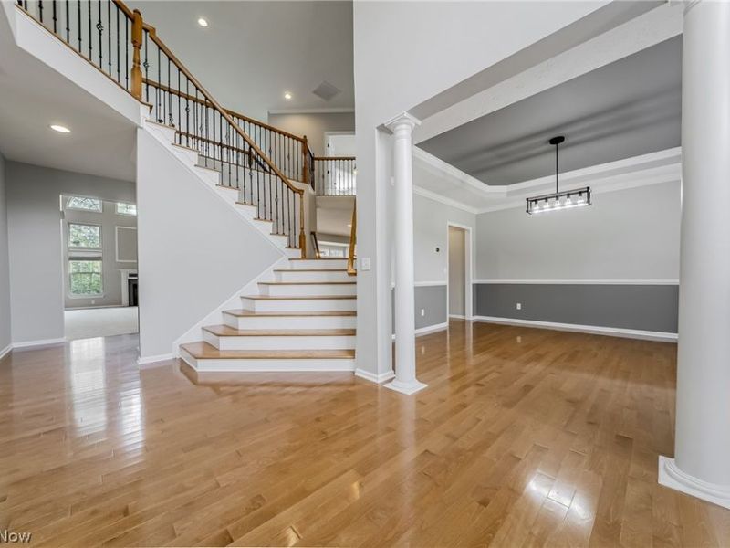 38691 Amberwood Drive, Avon, OH 44011 Photo 3