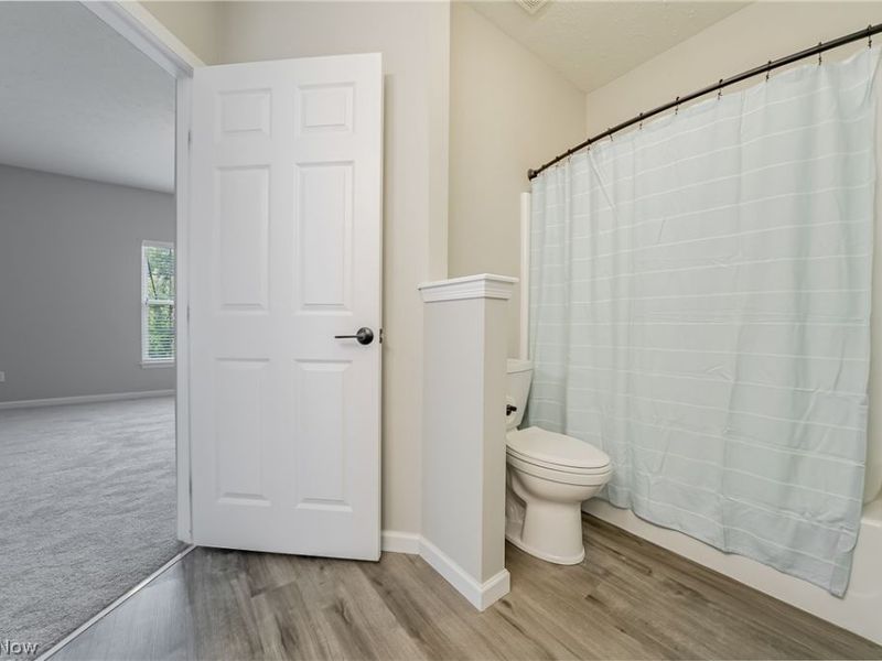 38691 Amberwood Drive, Avon, OH 44011 Photo 42