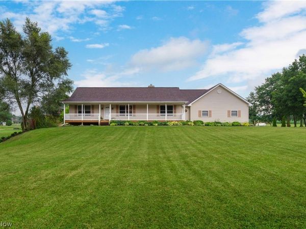 36055 Dellwood Road , Grafton, OH 44044