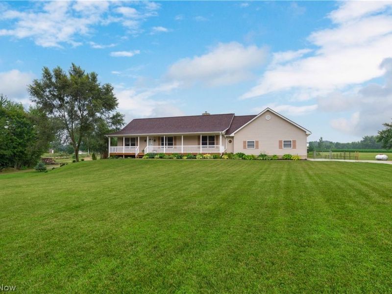 36055 Dellwood Road, Grafton, OH 44044 Photo 2