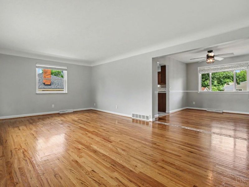 2589 S Kathwood Circle, Reading, OH 45236 Photo 7