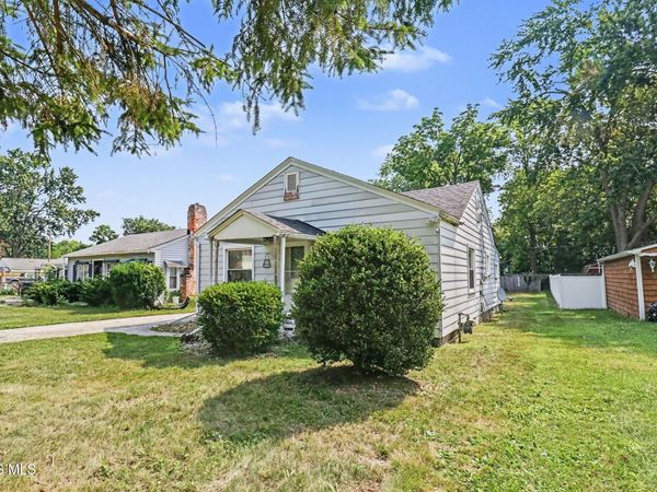 5848 Pickard Drive, Toledo, OH 43613