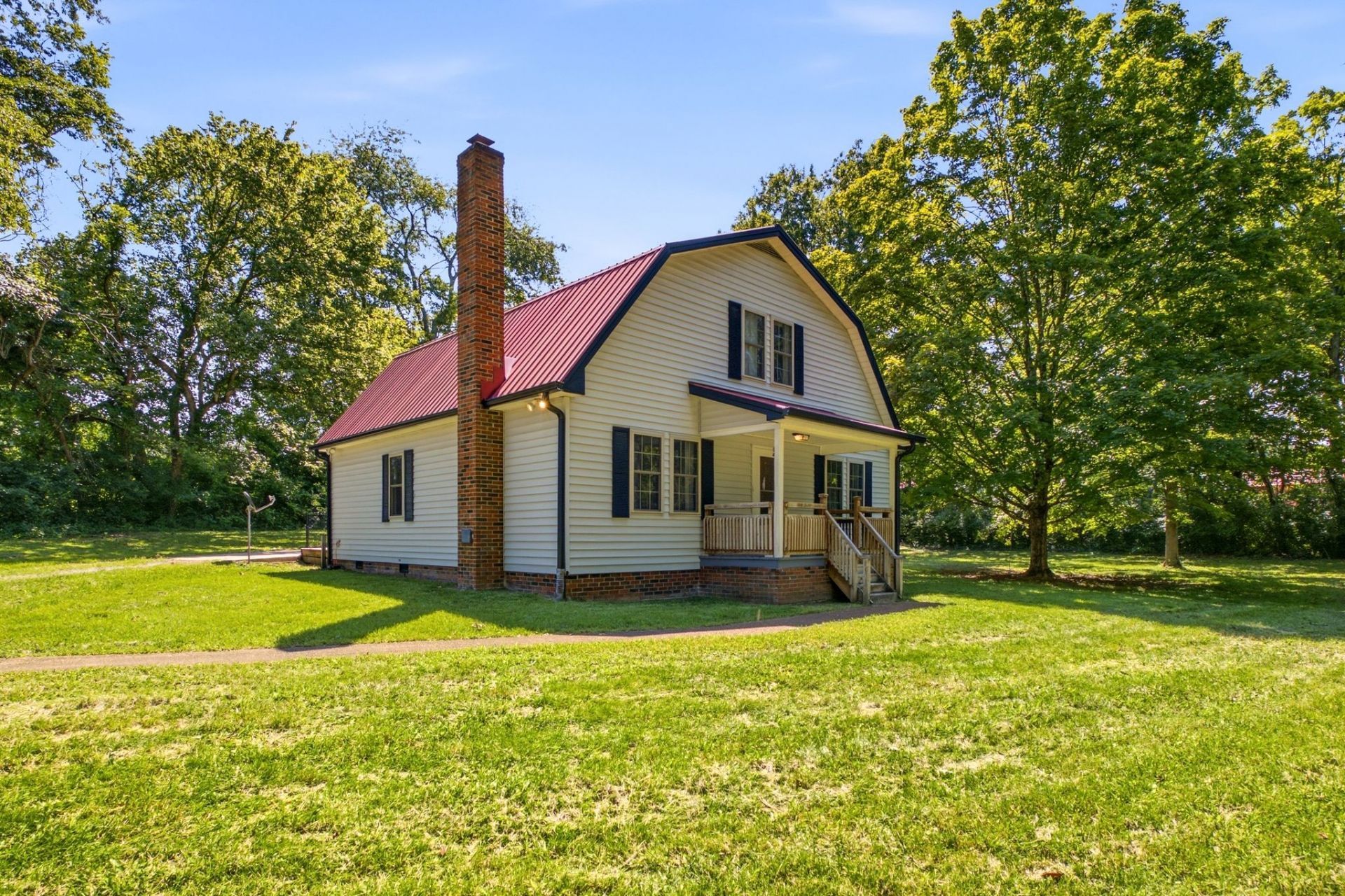 700 Wallace Rd , Gallatin, TN 37066 Main Photo