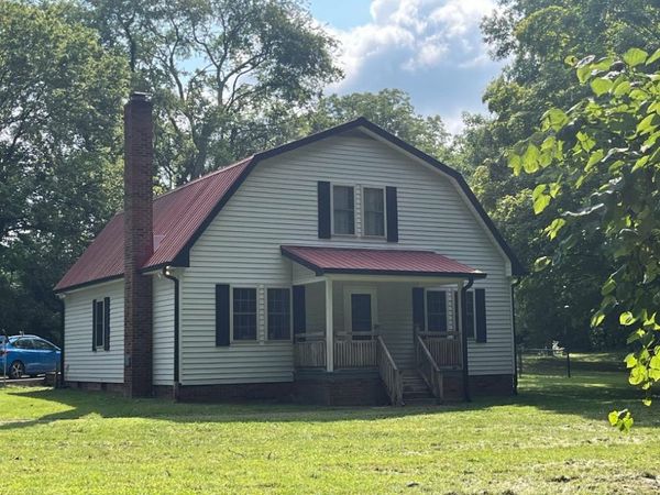 700 Wallace Rd , Gallatin, TN 37066