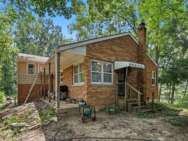 11091 W Dr N, Bellevue, MI 49021