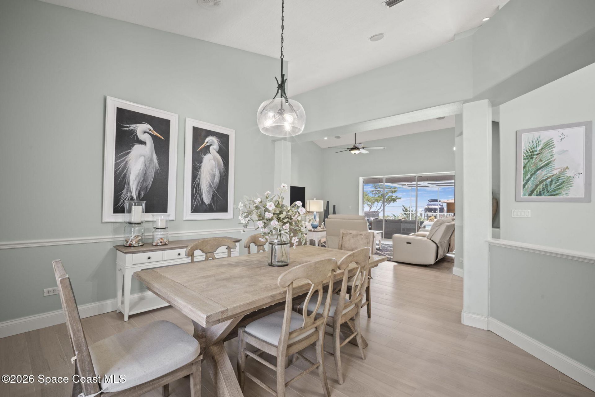 809 W Central Boulevard, Cape Canaveral, FL 32920 Photo