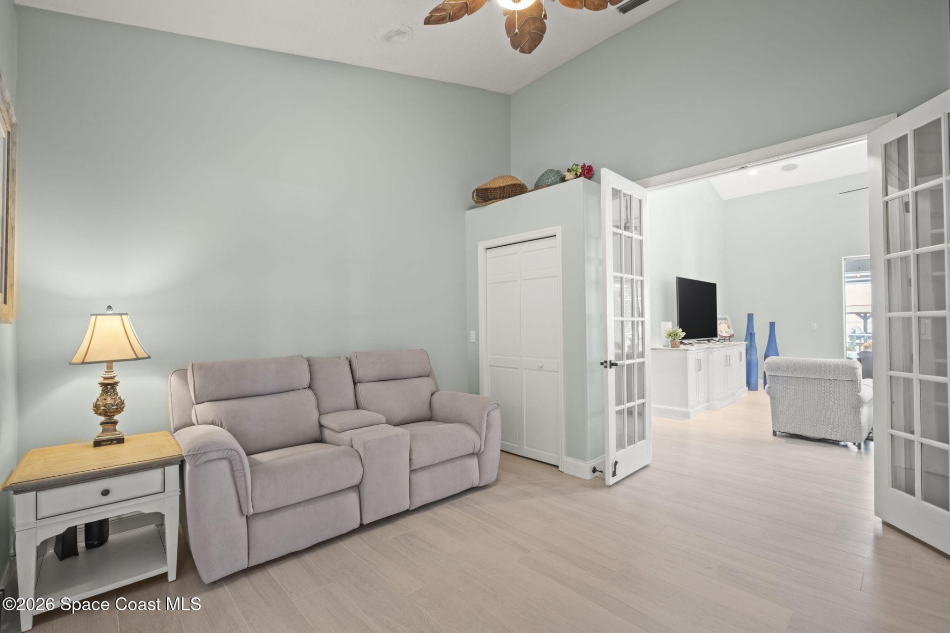 809 W Central Boulevard, Cape Canaveral, FL 32920 Photo