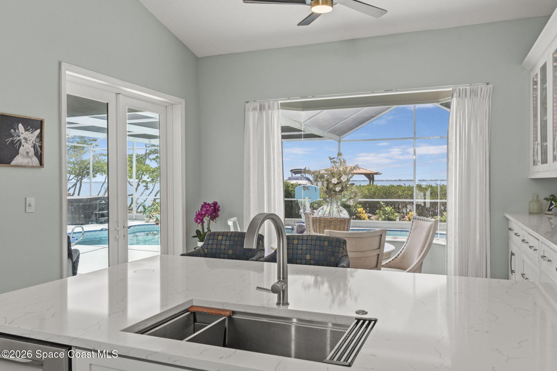 809 W Central Boulevard, Cape Canaveral, FL 32920 Photo