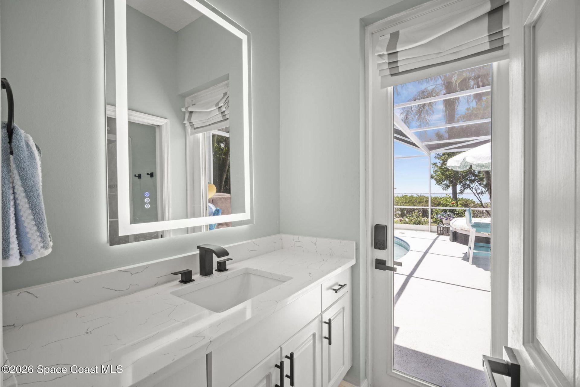 809 W Central Boulevard, Cape Canaveral, FL 32920 Photo