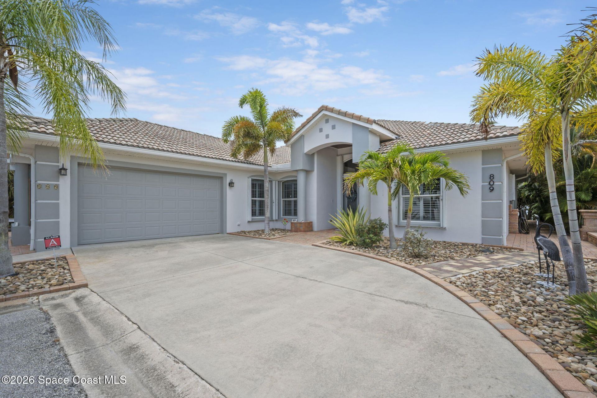 809 W Central Boulevard, Cape Canaveral, FL 32920 Photo