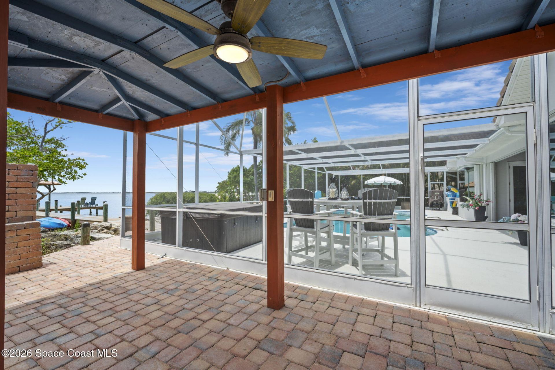 809 W Central Boulevard, Cape Canaveral, FL 32920 Photo