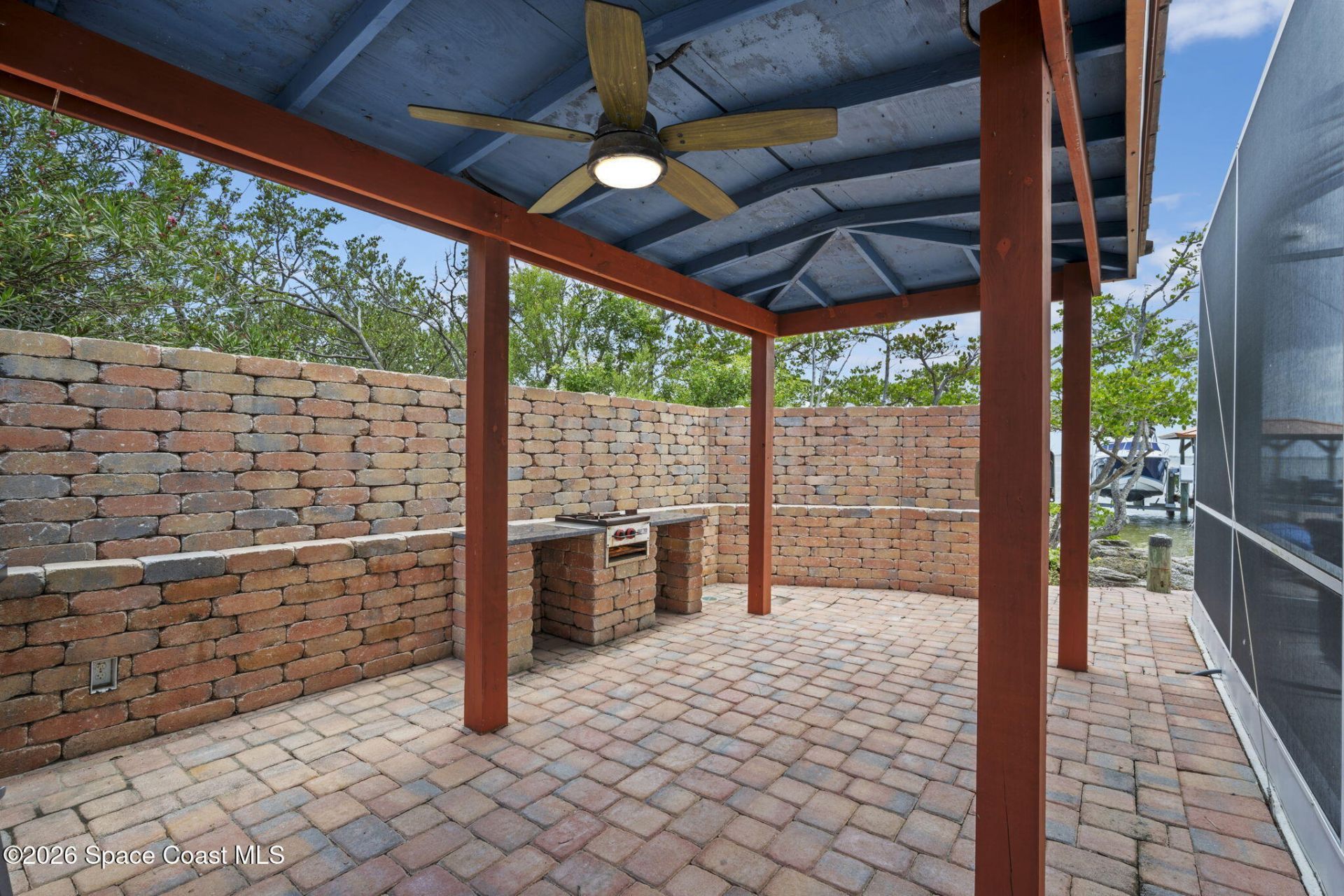 809 W Central Boulevard, Cape Canaveral, FL 32920 Photo