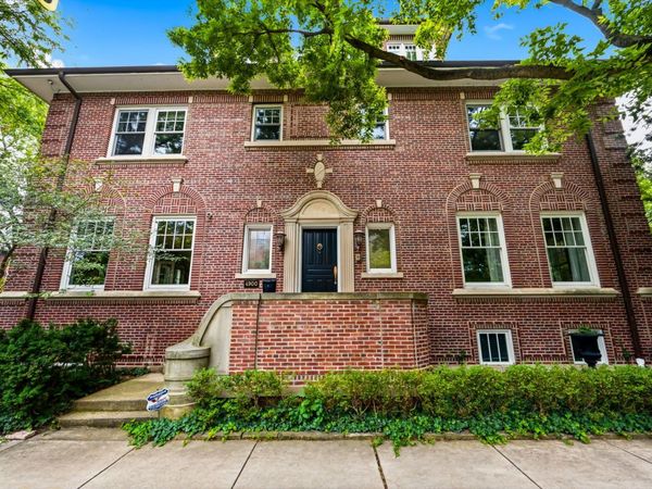 4900 S Kimbark Avenue, Chicago, IL 60615