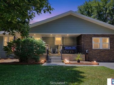 1421 N 9th Street, Beatrice, NE 68310