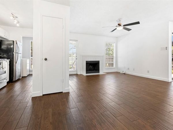 5981 Arapaho Road , Unit 1607, Dallas, TX 75248