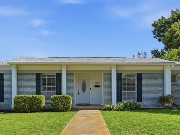 6120 Waco Way, Fort Worth, TX 76133
