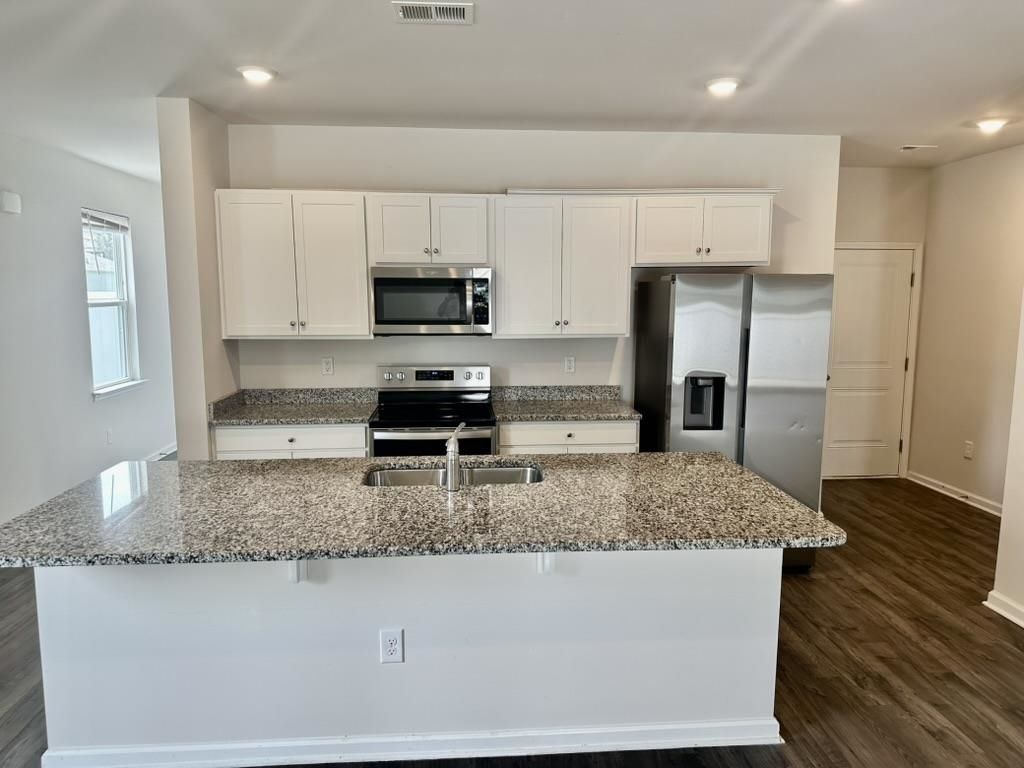 162 Kelsey Ct.  Photo 6