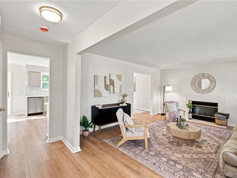 8631 Acredale Drive, West Chester, OH 45069 Photo 5