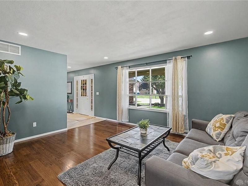 6948 Charlesgate Road, Huber Heights, OH 45424 Photo 13