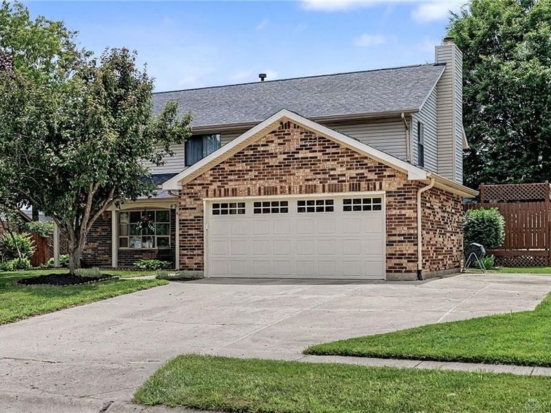 6948 Charlesgate Road, Huber Heights, OH 45424 Photo 3
