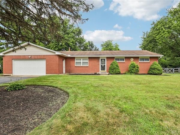 1723 Fairlynn Drive, Beavercreek, OH 45432