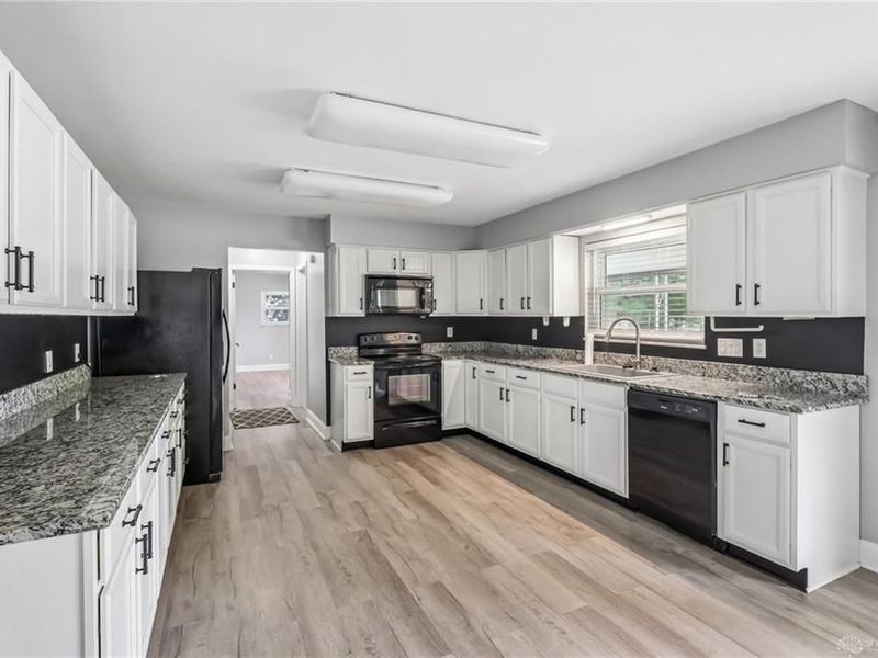 1723 Fairlynn Drive, Beavercreek, OH 45432 Photo 14