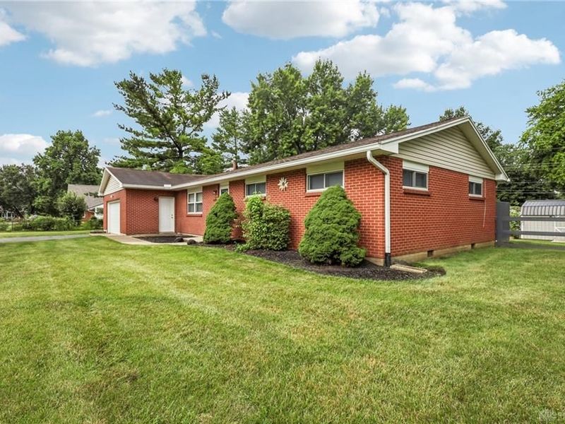 1723 Fairlynn Drive, Beavercreek, OH 45432 Photo 4