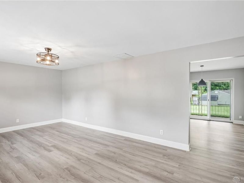 1723 Fairlynn Drive, Beavercreek, OH 45432 Photo 6