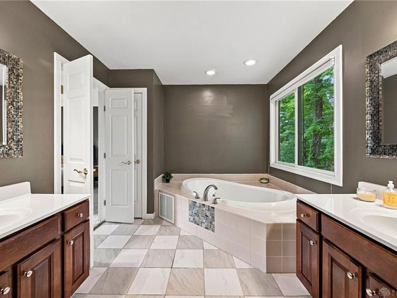 866 Miami Ridge Drive, Miami Township, OH 45140 Photo 25