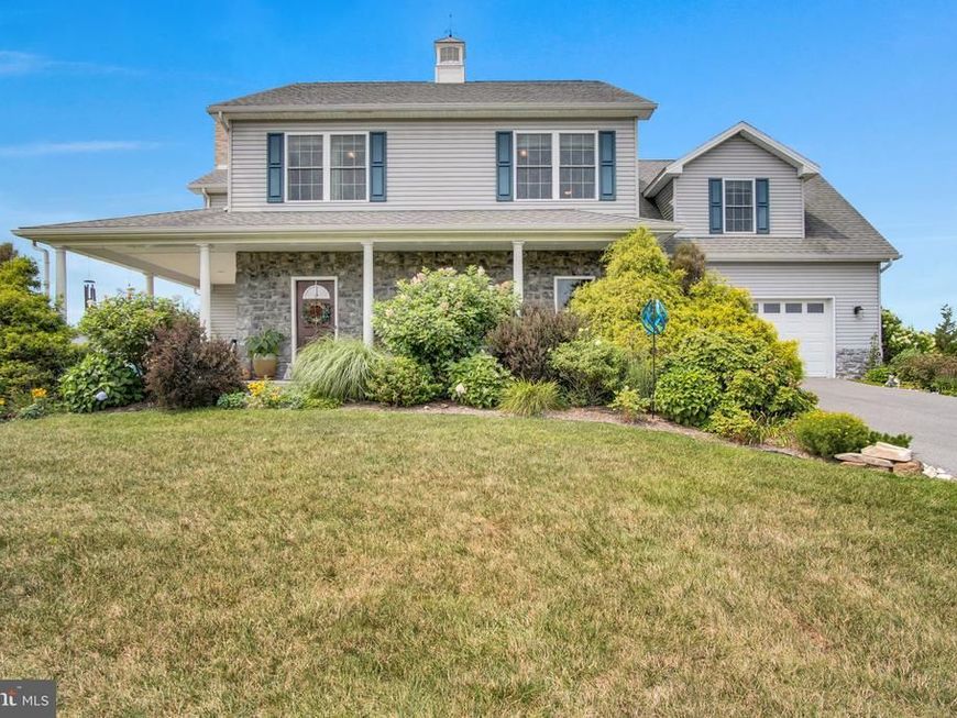20 Bella Terra Drive, Shermans Dale, PA 17090 Main Photo