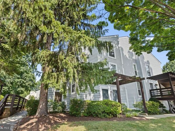 10178 OAKTON TERRACE ROAD, Unit 178, OAKTON, VA 22124