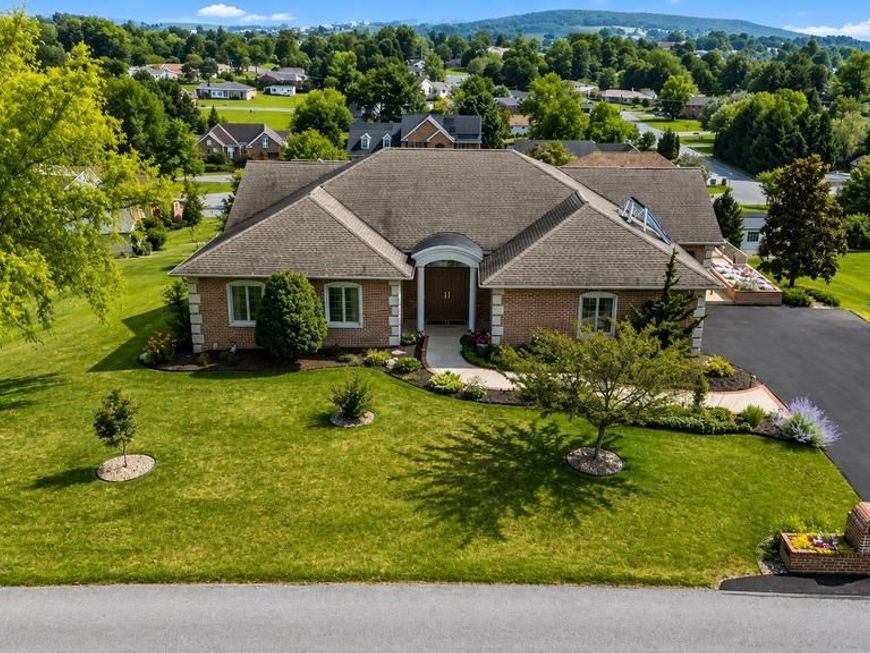 10785 Rinehart Drive , Waynesboro, PA 17268 Main Photo