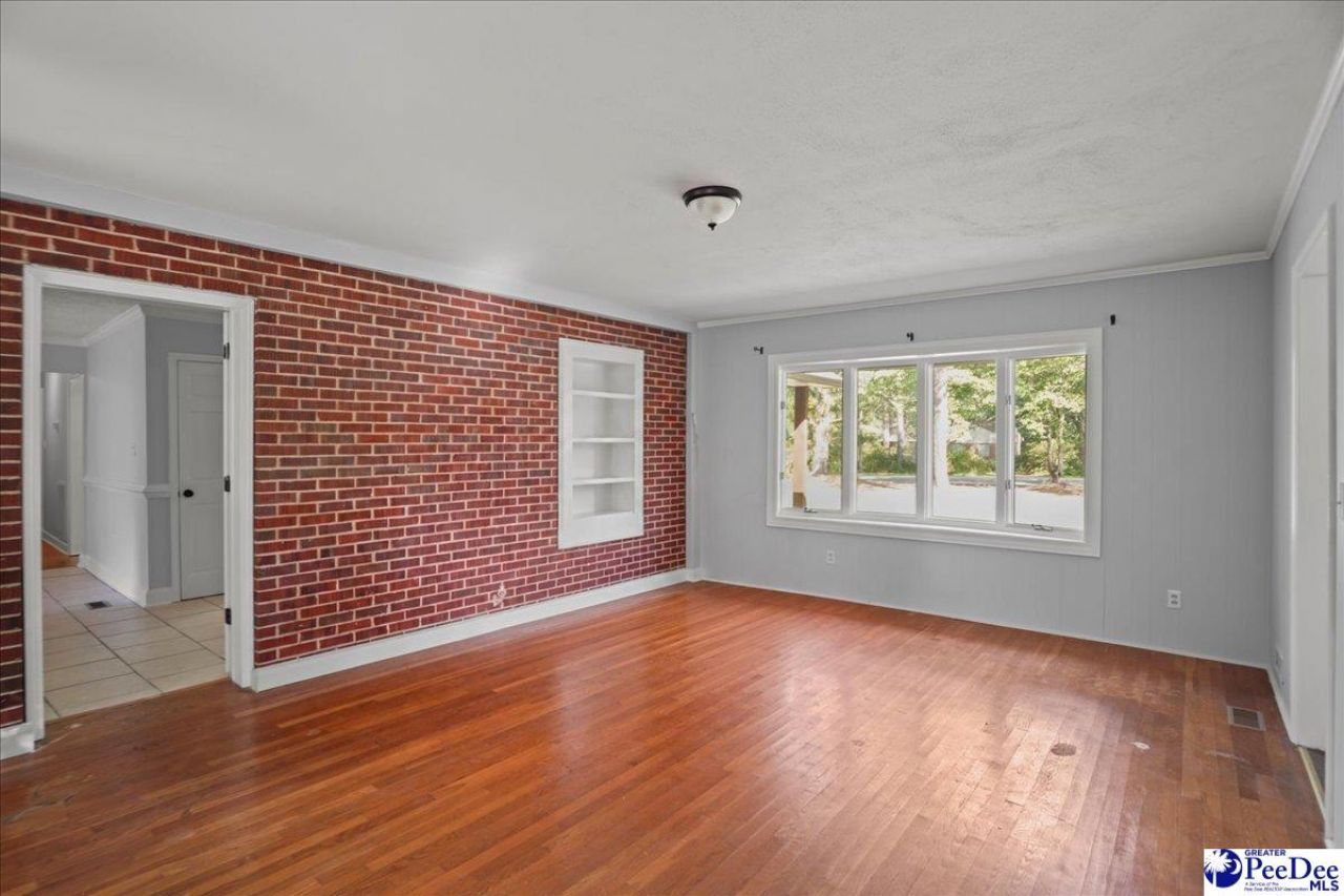 206 State Rd Photo 21