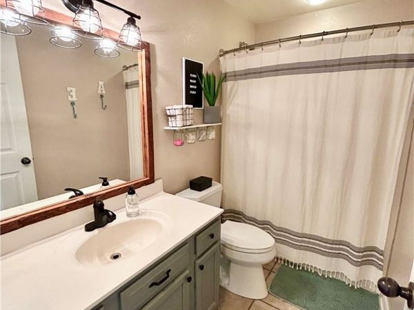 410 Sienna Drive, Centerton, AR 72719