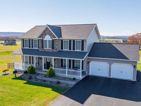26 HIGHLAND GARDEN Drive, Berwick, PA 18603