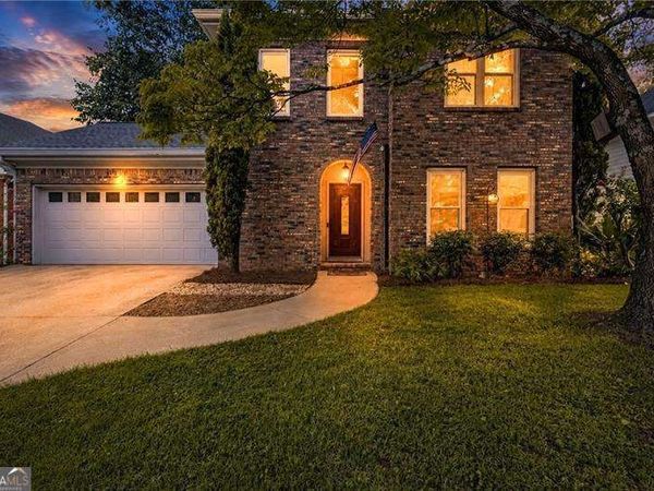 2116 Heritage Heights, Decatur, GA 30033