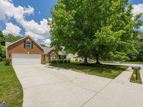 967 Garden Woods Court, Loganville, GA 30052