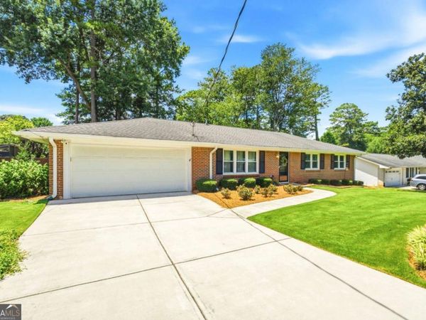 734 Huntington Place SE, Marietta, GA 30067