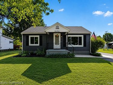 815 Fowler Street, Howell, Mi 48843