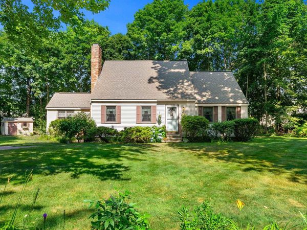 2 Noel Street, Hampton, NH 03842