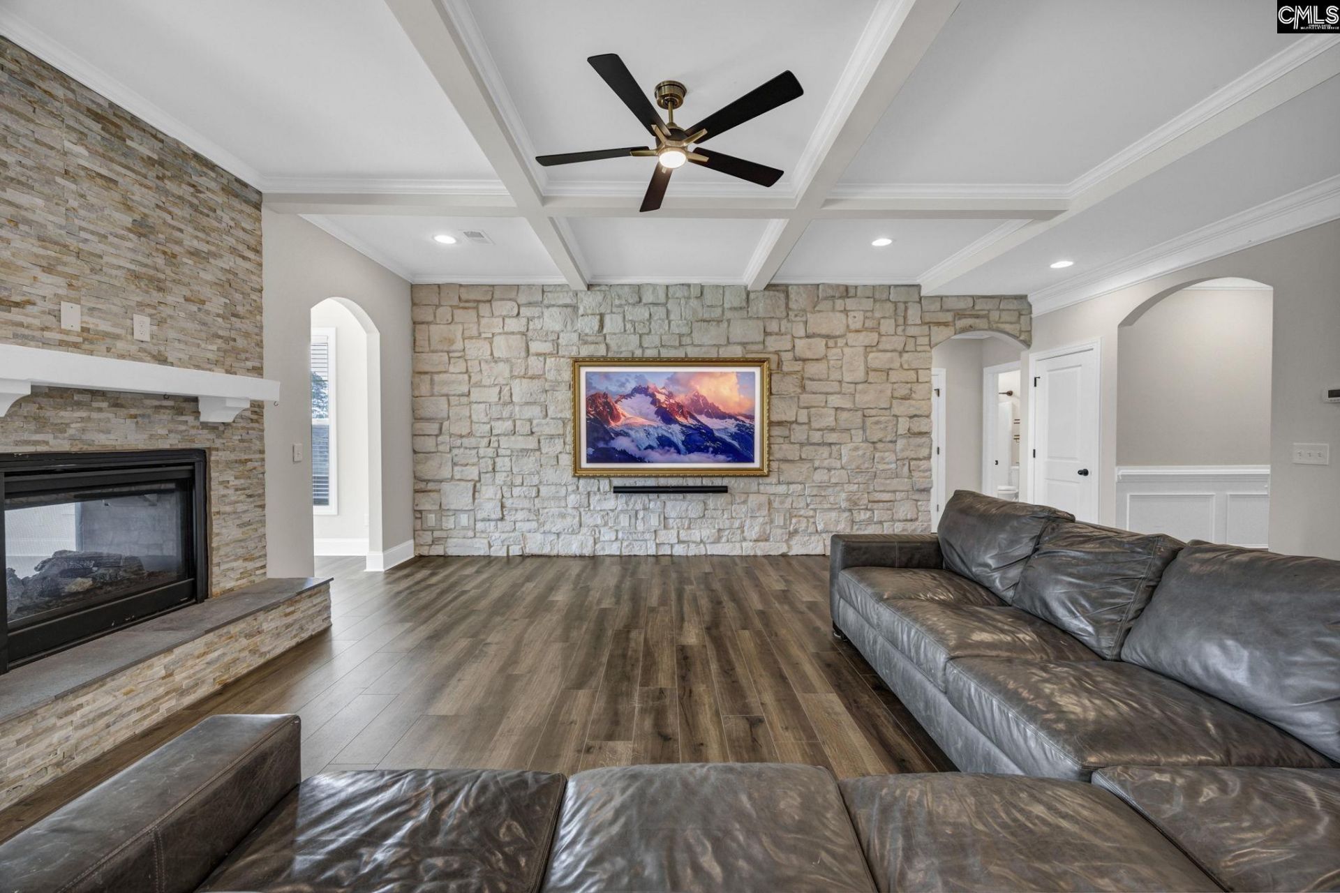 717 Broad Leaf Drive  Photo 12