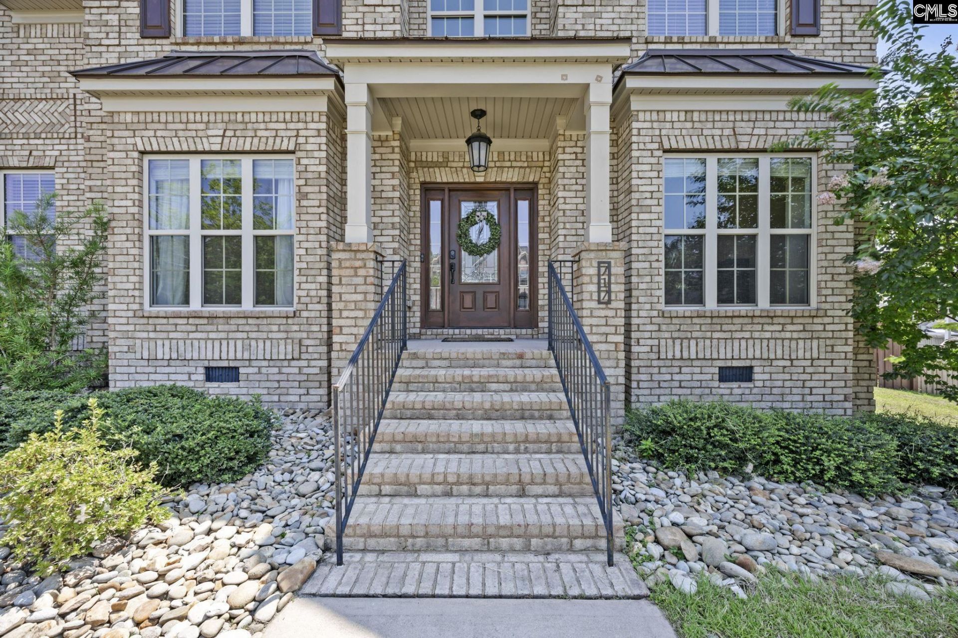717 Broad Leaf Drive  Photo 6