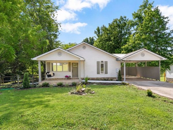 97 Bay Ln, Cadiz, KY 42211