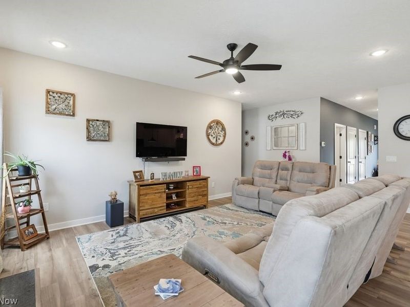311 River Run Drive, Elyria, OH 44035 Photo 10