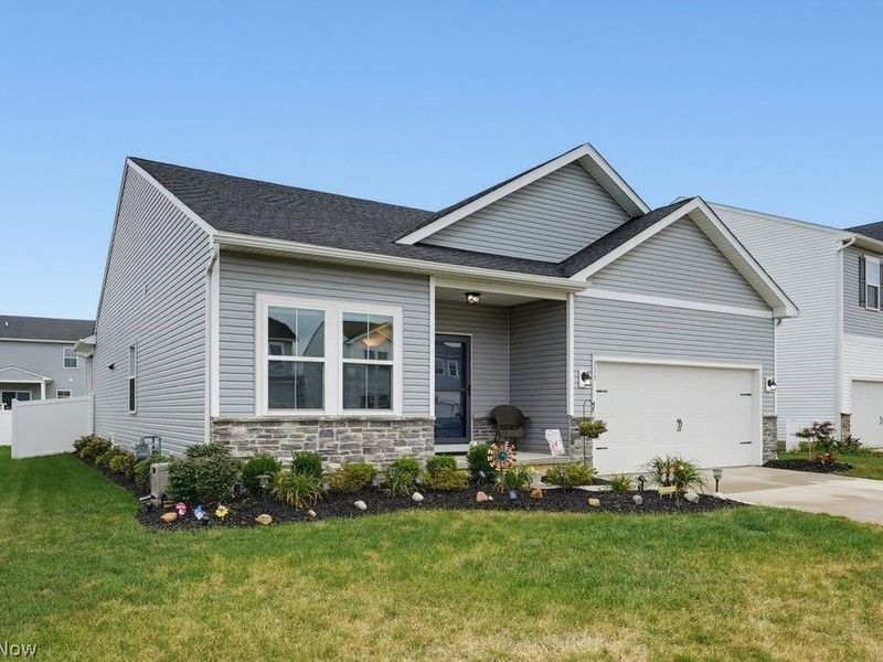 311 River Run Drive, Elyria, OH 44035 Photo 2