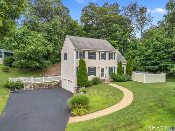 261 Twin Lakes, North Branford, CT 06471